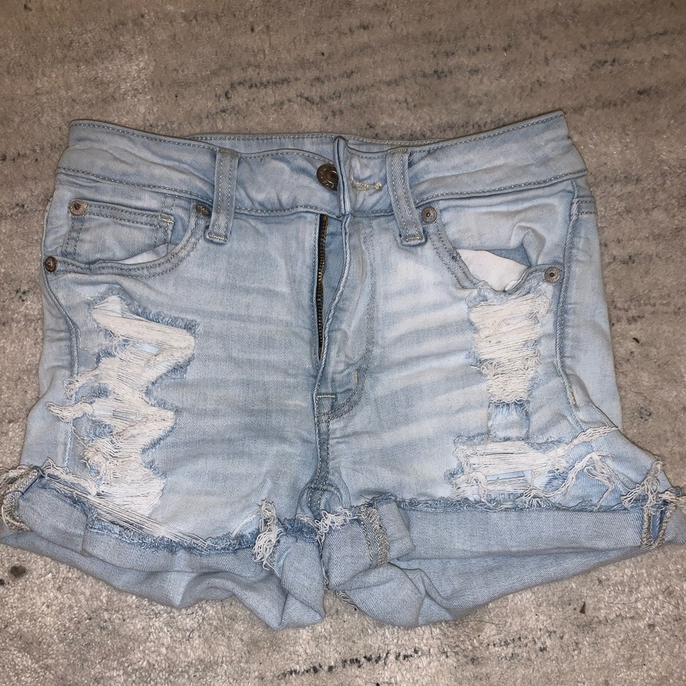 American eagle ripped jean shorts!